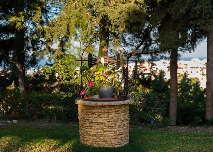 Kallithea Breeze Luxury Villa *